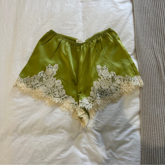 Doen Iona Short ~ Meadow - Picture 4 of 8